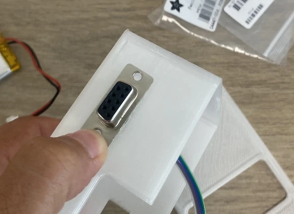 Vue du connecteur DB9